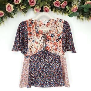 Anthropologie HD in Paris Palo Alto Floral Petite Blouse